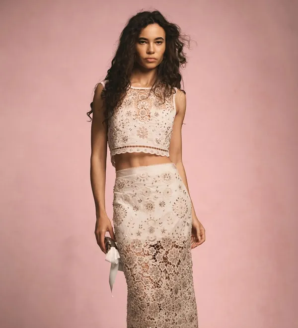 ベスト女性の下着ブラ